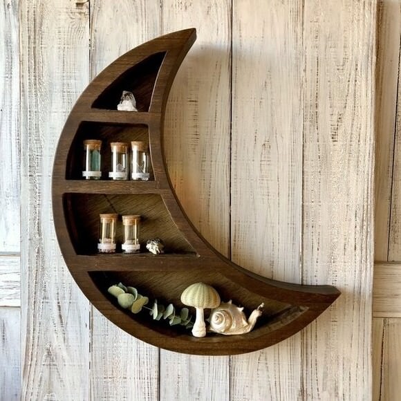 三日月の飾り棚